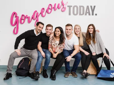 Der FHWN JugendCampus bringt Kindern und Jugendlichen die spannende Welt der Wissenschaft näher.